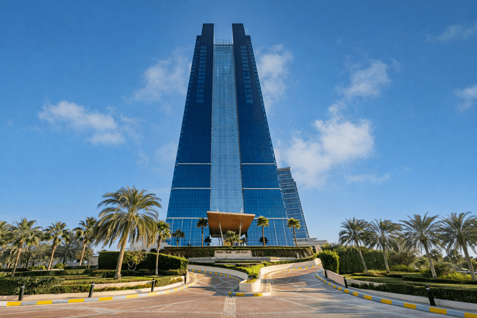 Dusit Thani Abu Dhabi