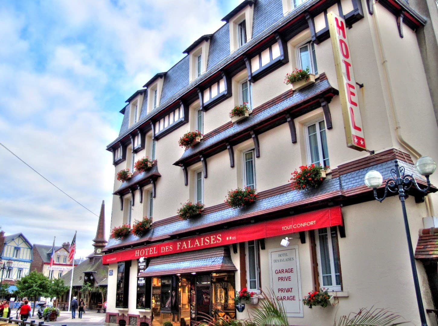 Hotel Des Falaises