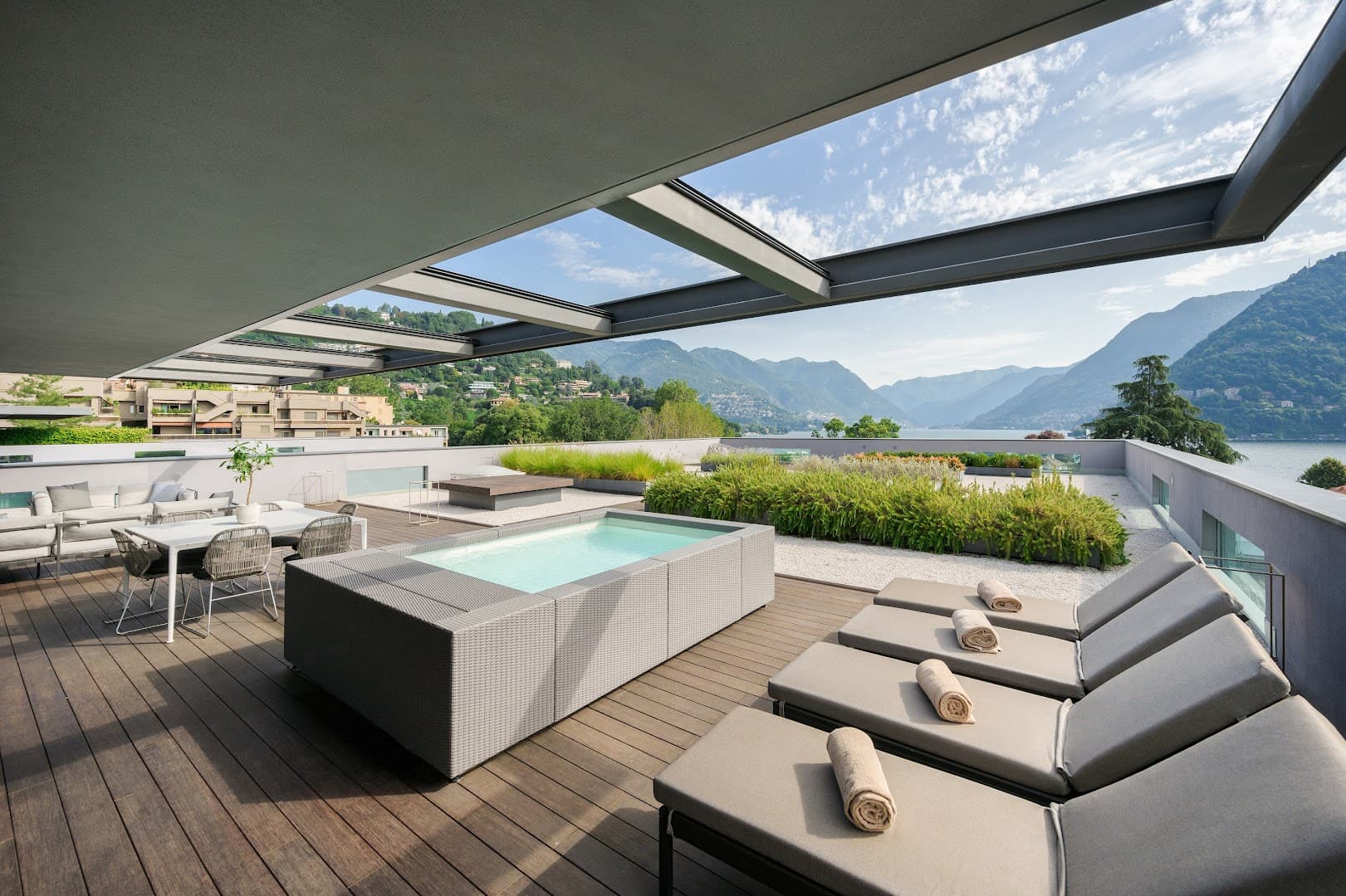 Hilton Lake Como