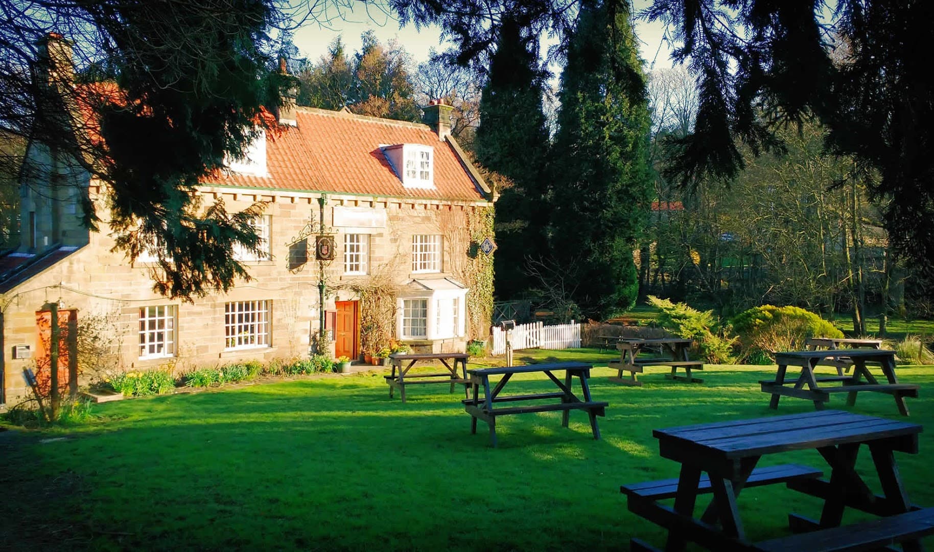 Horseshoe Hotel