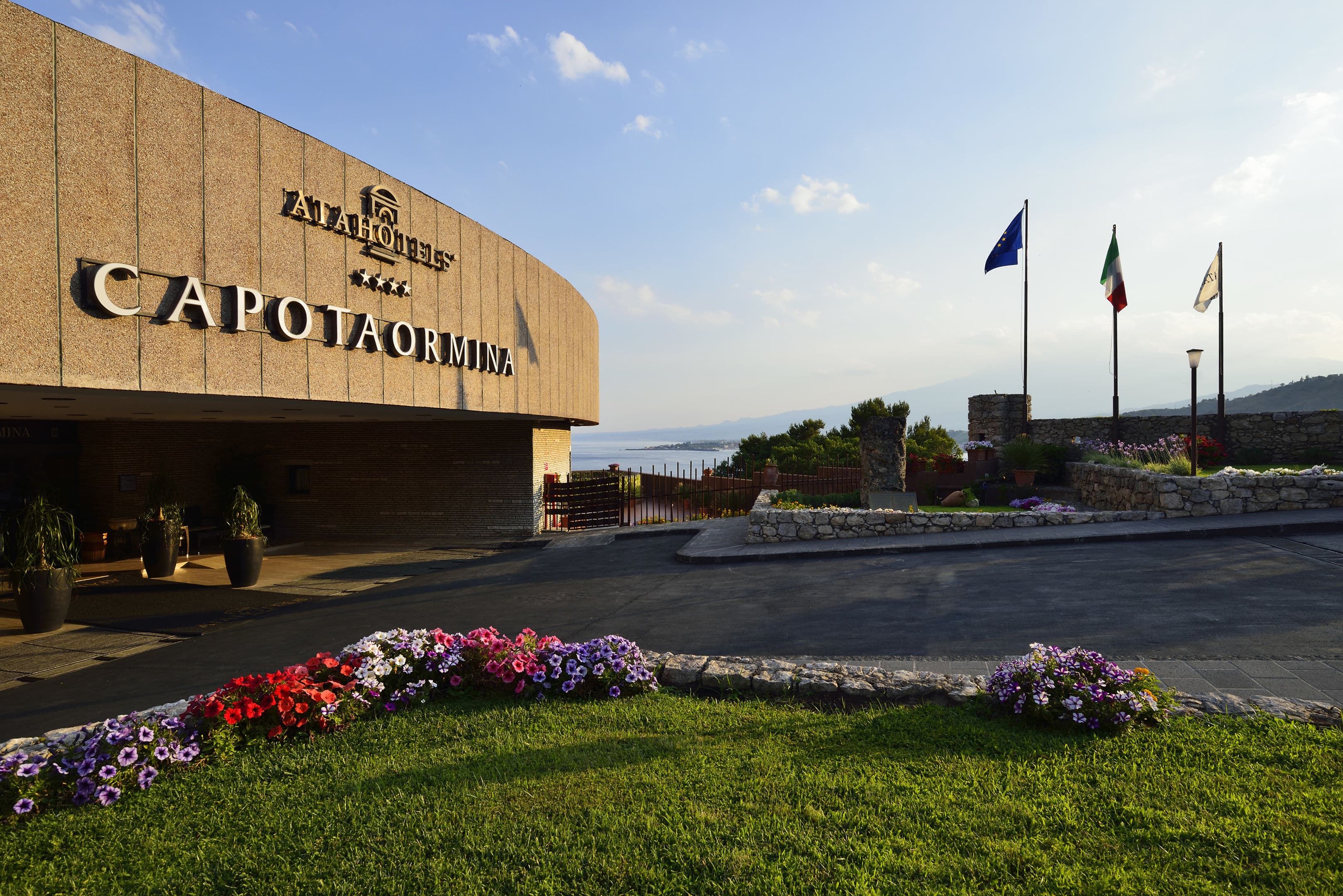 UNAHOTELS Capotaormina